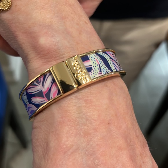 New Lilly Pulitzer enamel bracelet - Picture 2 of 12